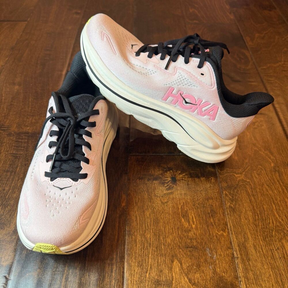 HOKA Clifton 10 Carnation Starlight Glow Women’s size 7 Athleisure Activewear
